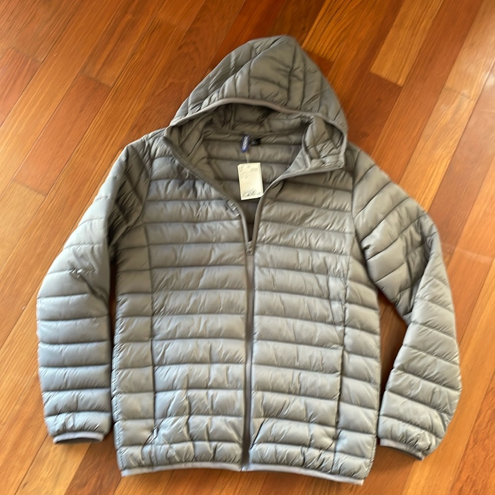 NWT | H&M Puffer Jacket Grey- size L